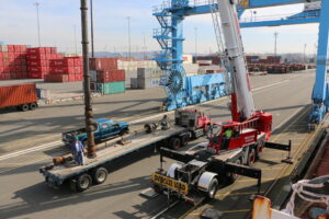 2  Fuel Transfer Pumps Removal Project from Fuel Barge in Tacoma, Washington